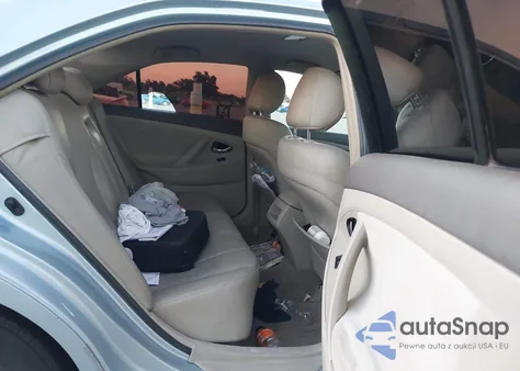 2007 Toyota Camry Le z USA, uszkodzony, nr VIN 4T1BE46K47U608063